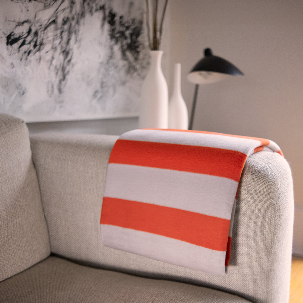 
                  
                    Northern Red Blanket
                  
                